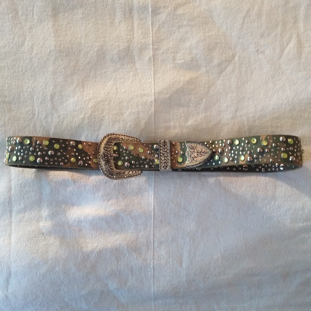 Vintage Ariat jeweled belt